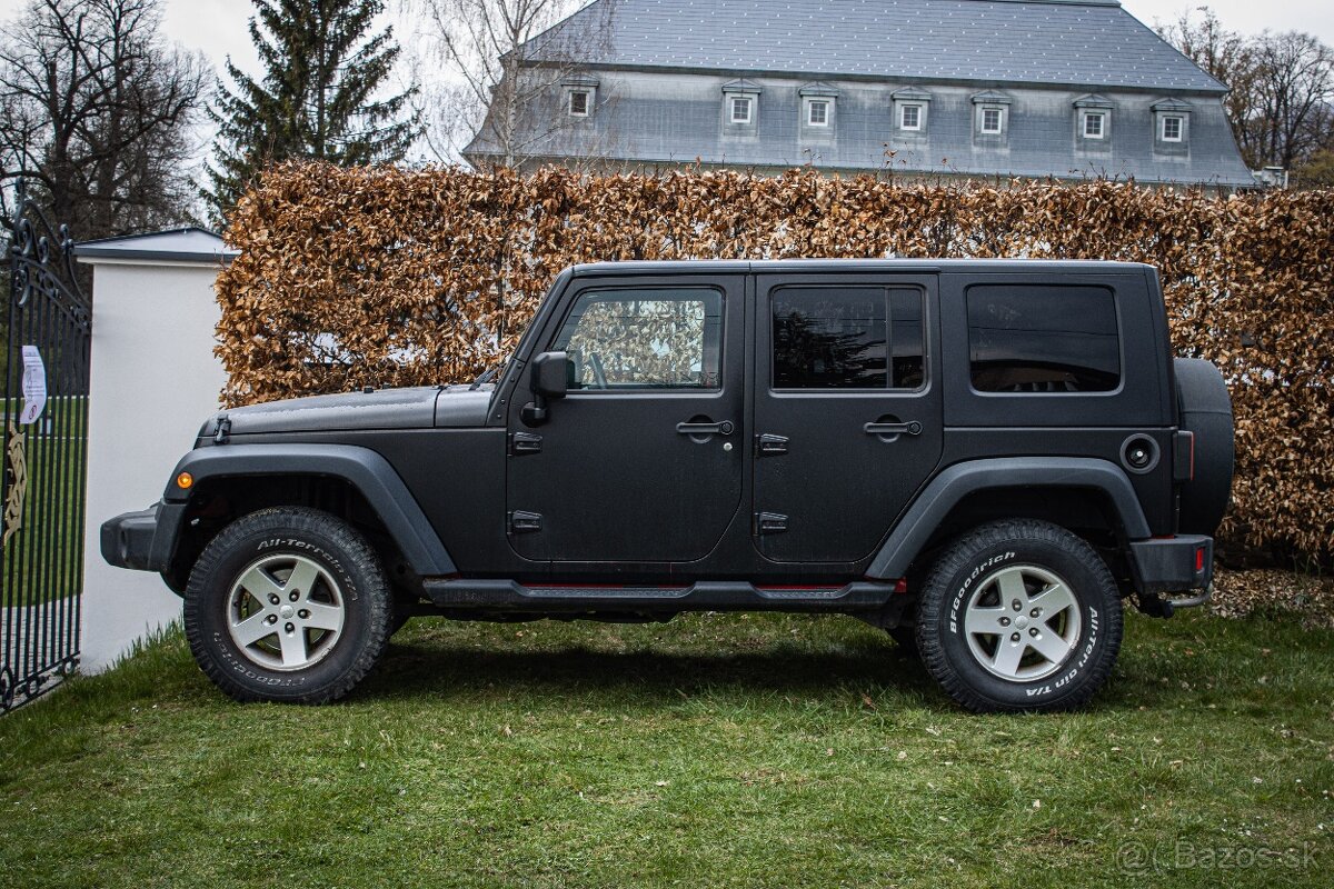 Jeep Wrangler 2.8 CRD Unlimited, 1.majiteľ, SK-auto, nelak