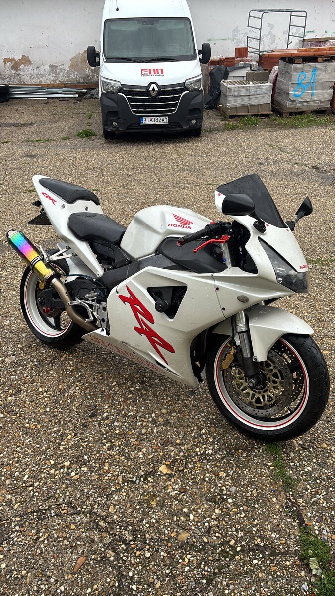 Honda CBR 954 RR 2002