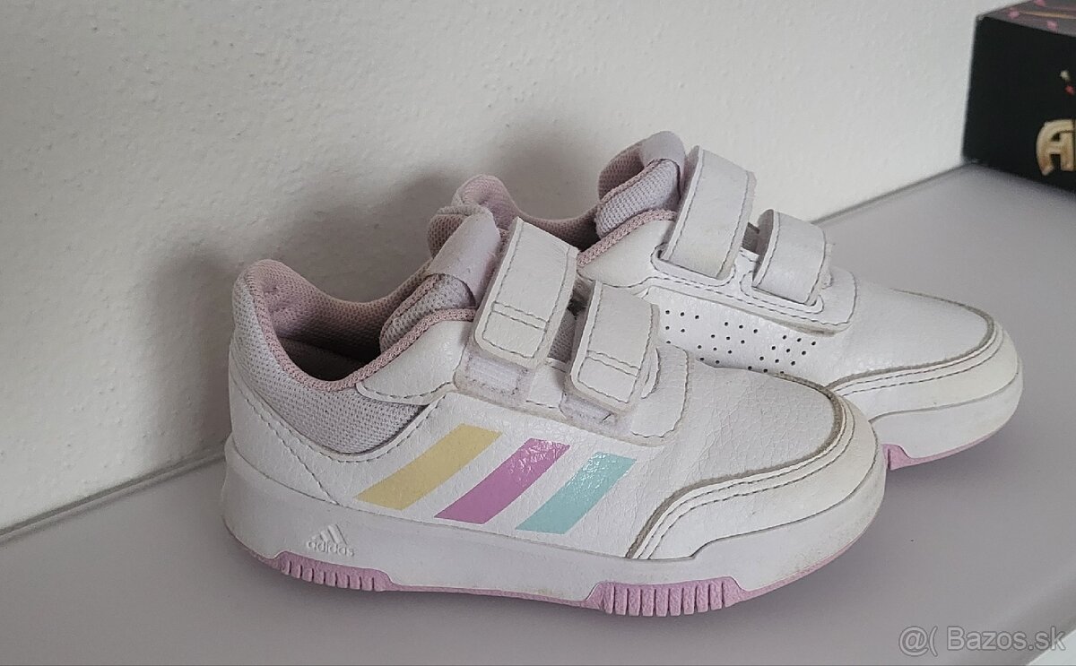 Detske tenisky Adidas, veľ. 24