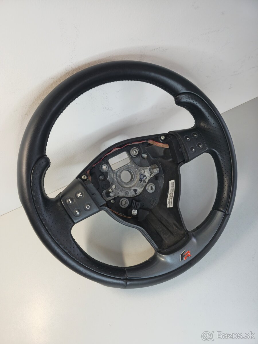 Kožený volant SEAT LEON FR