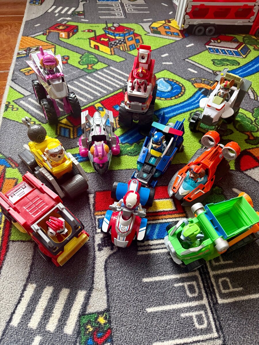 Paw Patrol autá a hračky