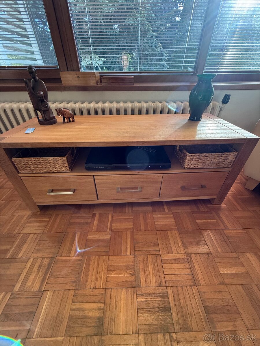 Komoda pod telku