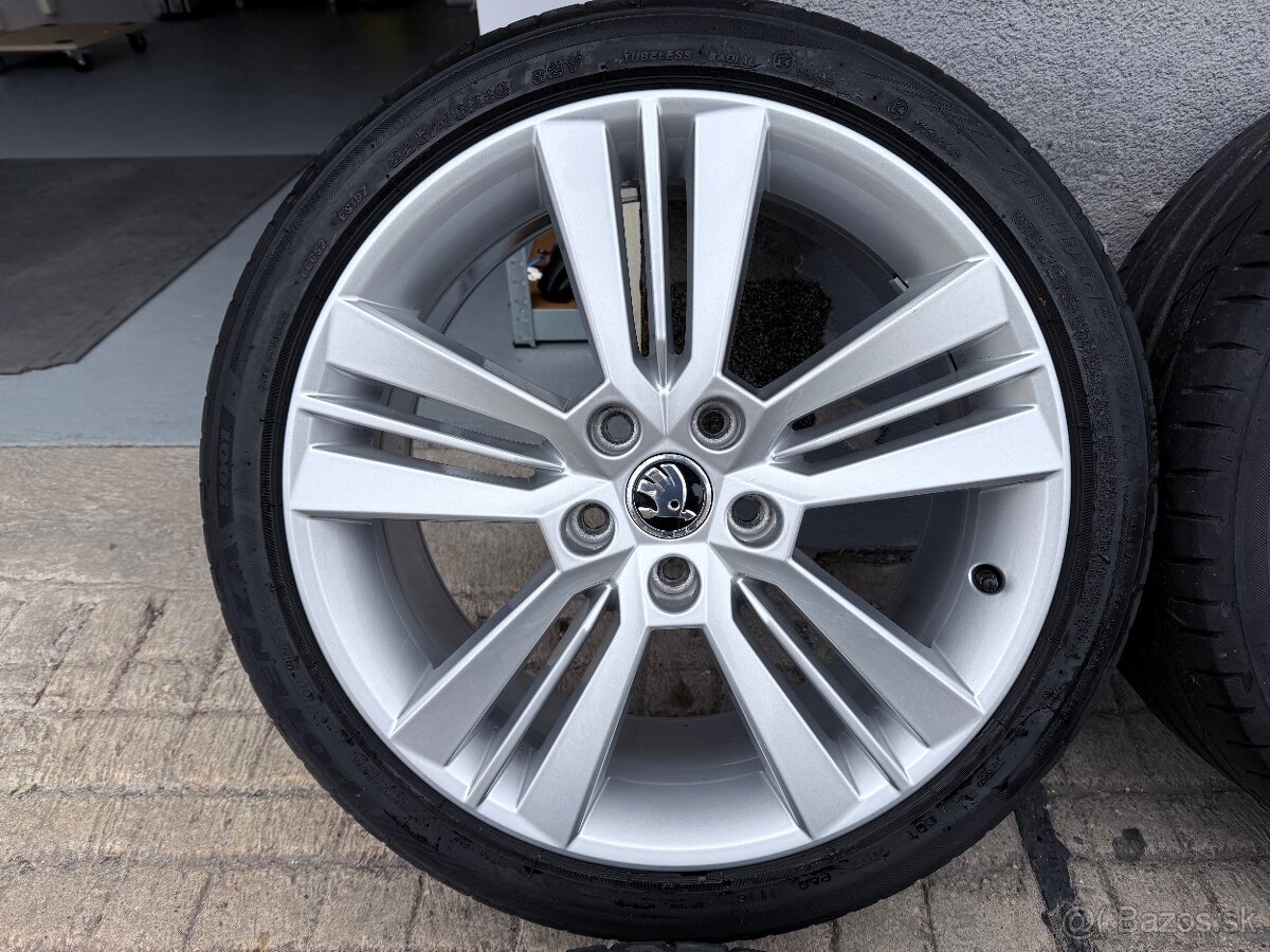 5x112 R18 original Skoda Octavia 3 PICTORIS