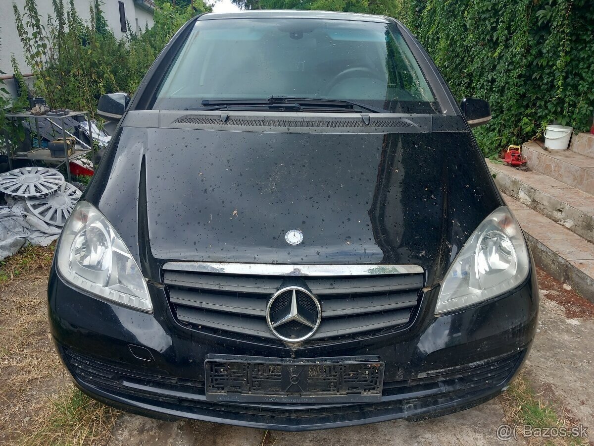 Predám diely na MB W169 2008