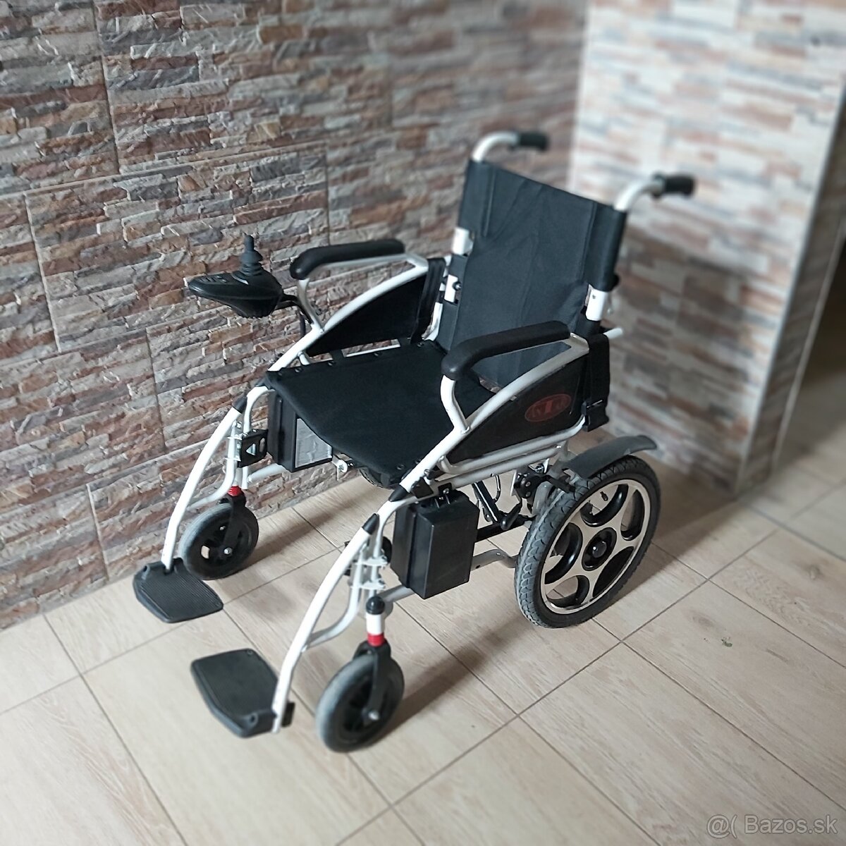 Elektrický invalidný vozík ANTAR AT 52304