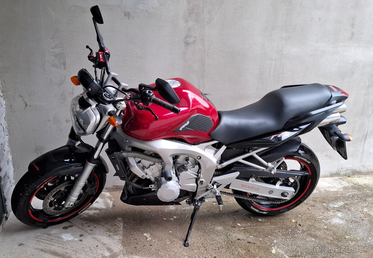 Yamaha FZ6