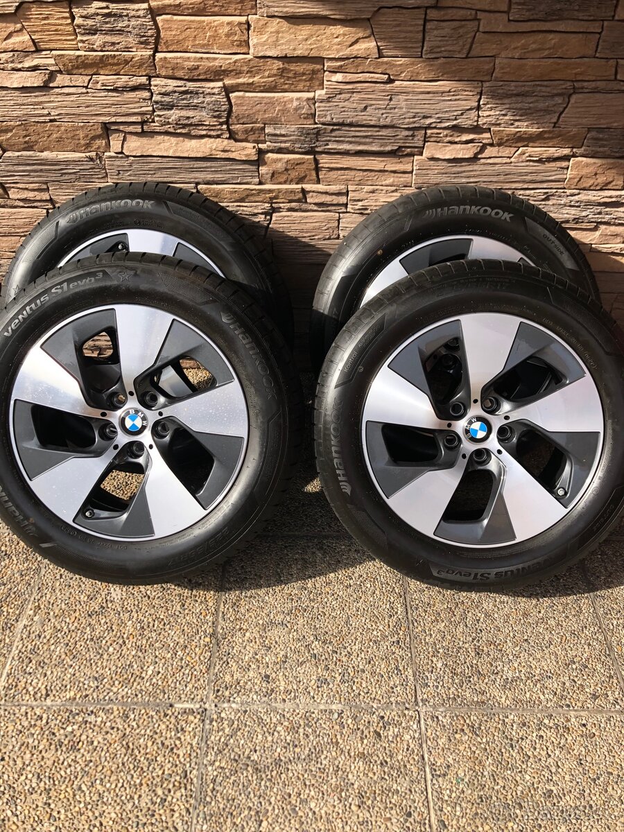 4x BMW letné pneumatiky 225/55R17