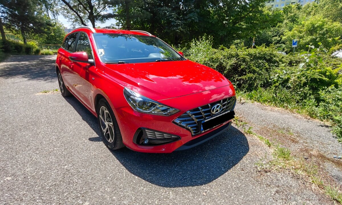 Hyundai i30 CW Kombi 1.5 T-GDi mHEV iMT Family 42000km