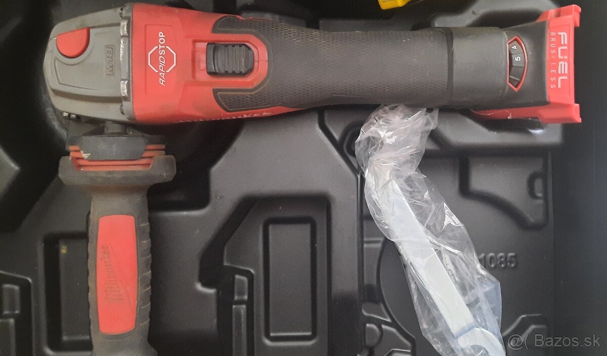MILWAUKEE M18 FUEL 125 mm uhlová