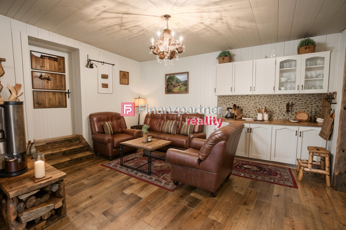 Ponúkame na predaj 5 izb. rodinný dom s garážou na pozemku 9