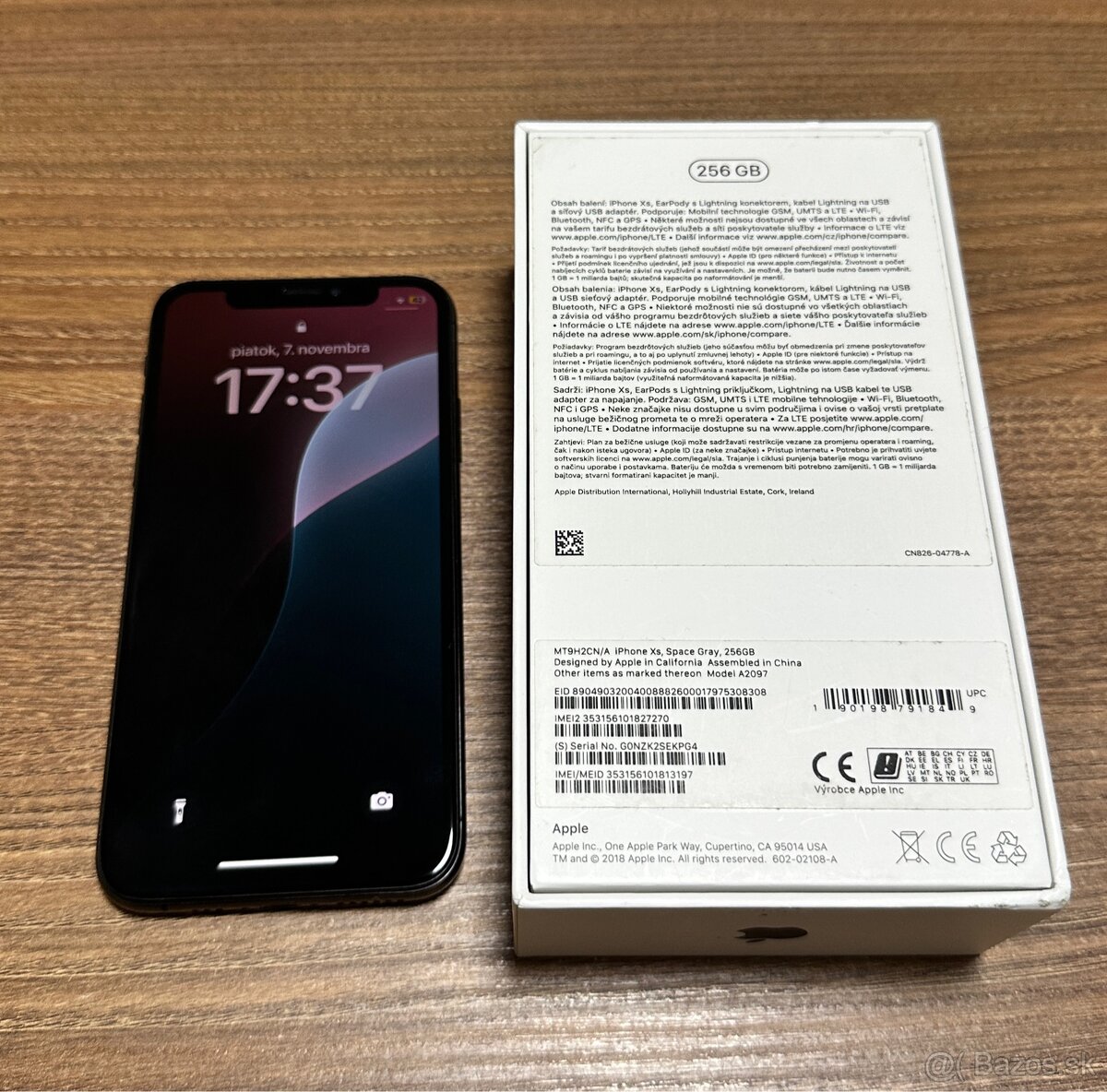 iPhone XS, Space Gray, 256GB