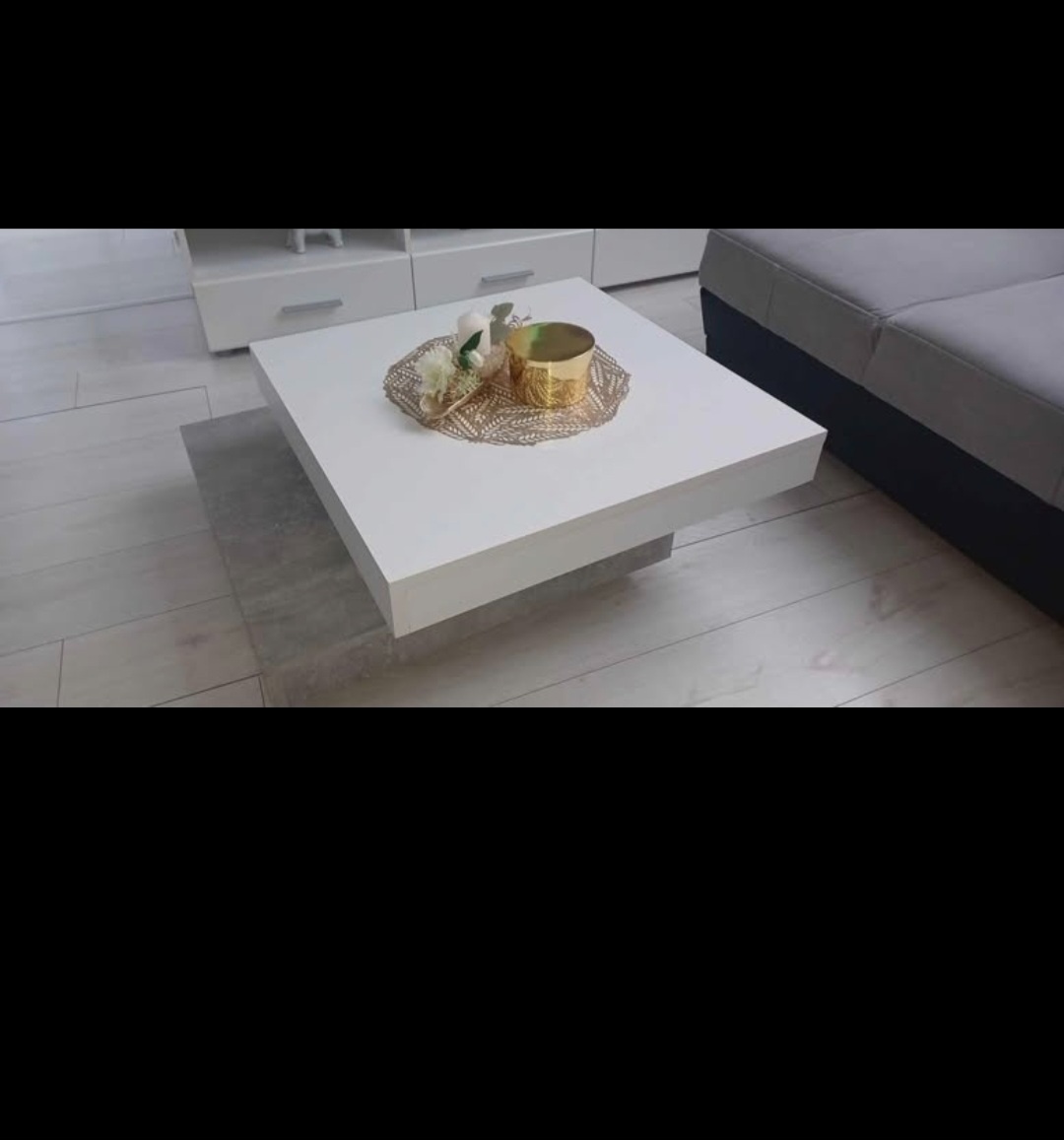 Konferenčný stolík