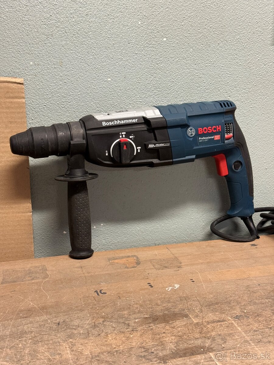 Vŕtacie kladivo Bosch