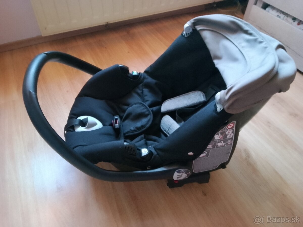 Autosedačka - vajíčko do auta