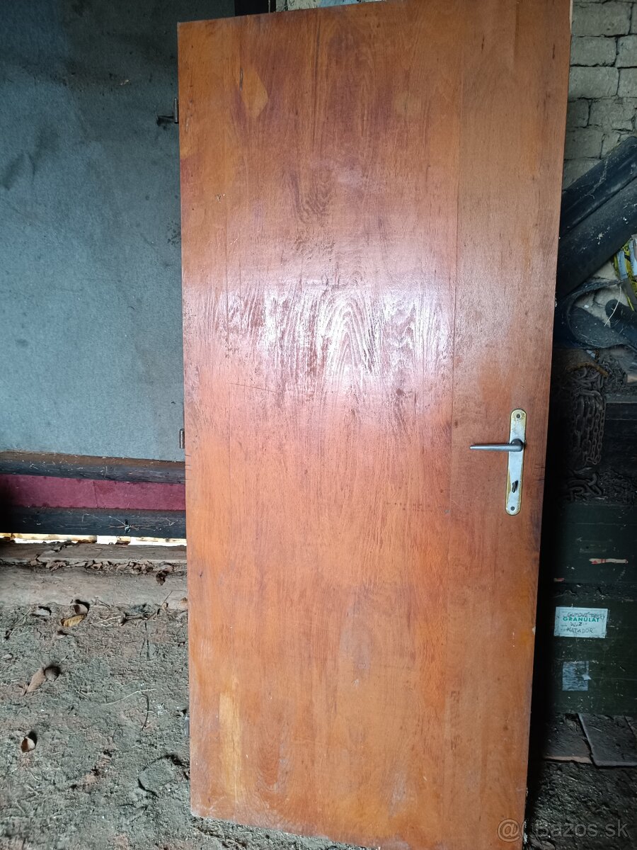 Internetové dvere+ kovové zárubne