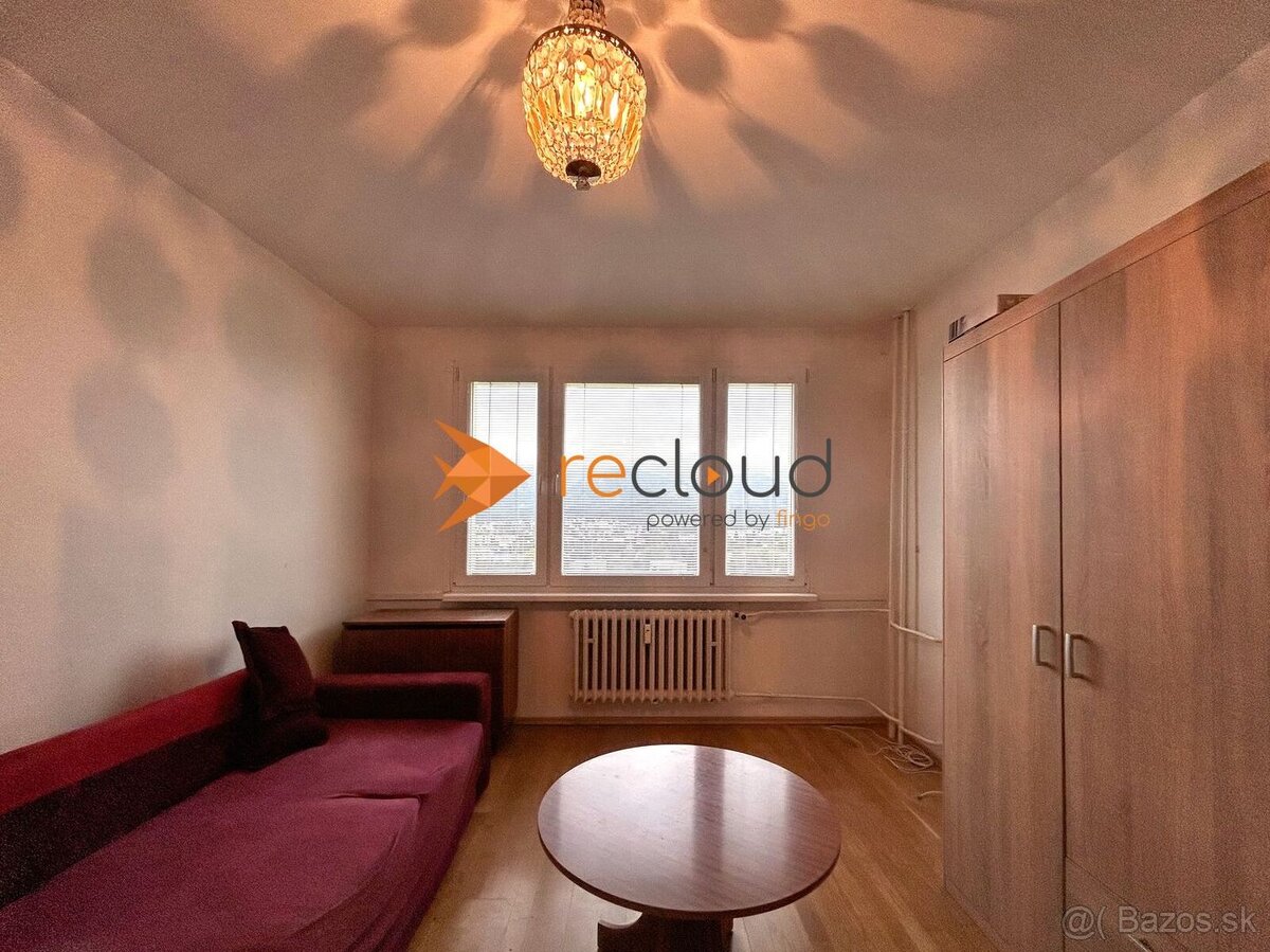 Rezervované - Garsónka Jilemnického : Slnko, výhľad a nízke