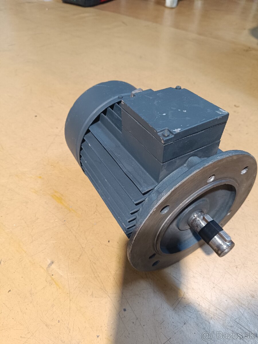 1,5kw/1400ot min na predaj prirubovy