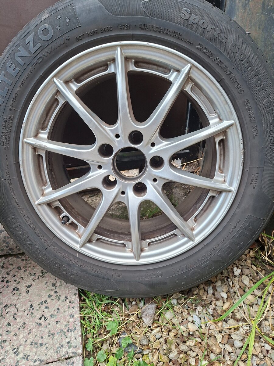 Mercedes R 16 225 55 r 16