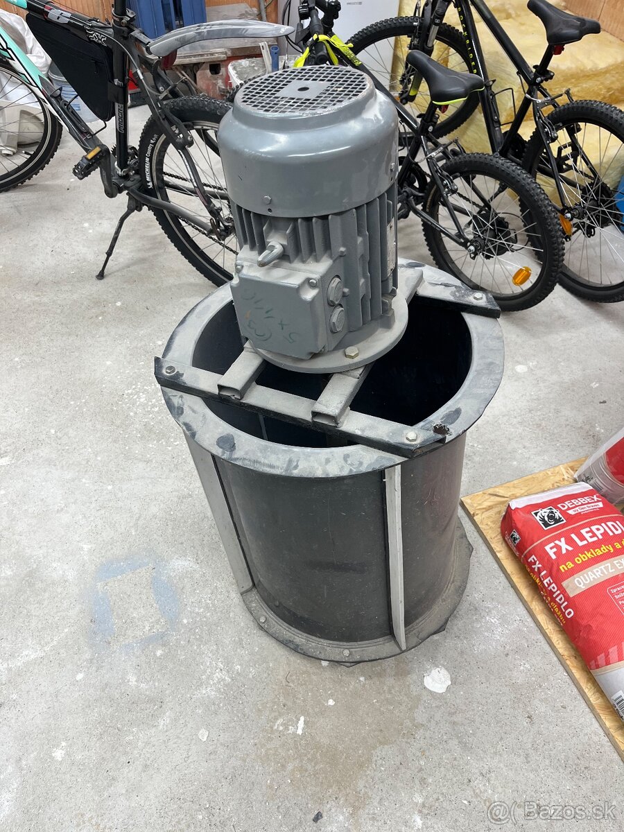 Elektromotor s nadobou