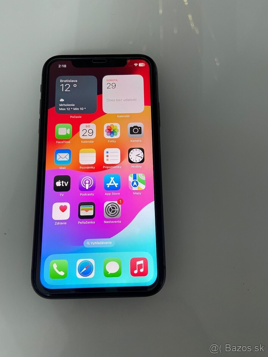 IPHONE 11