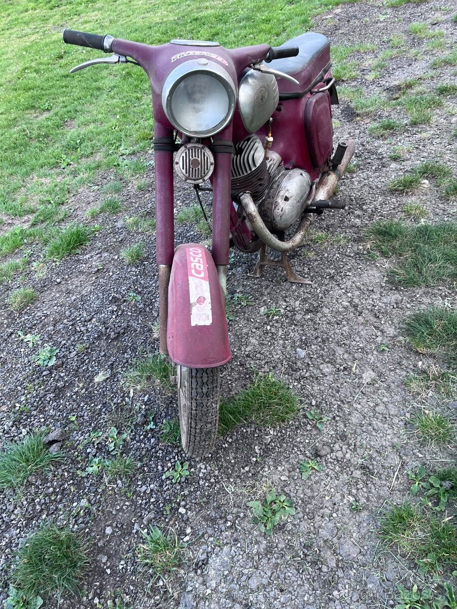 Jawa 250 559