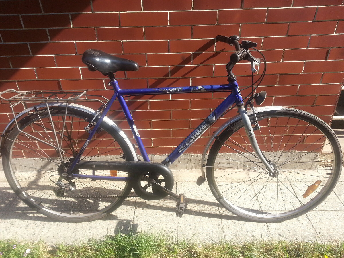 Turisticky bicykel