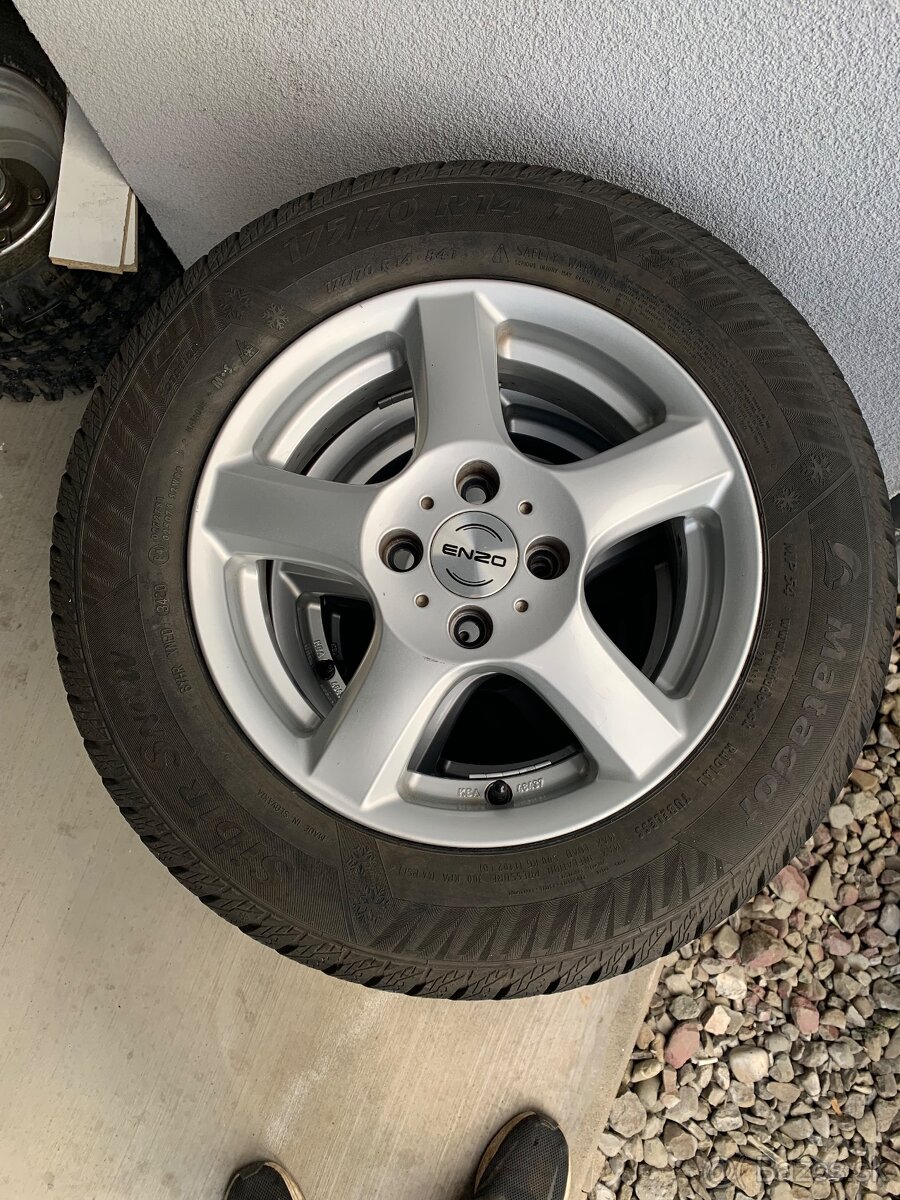 4x100 r14