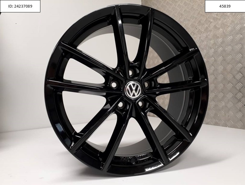 Vw Golf, Touran, Passat alu disky 5x112 R18 ET48 8J 1224