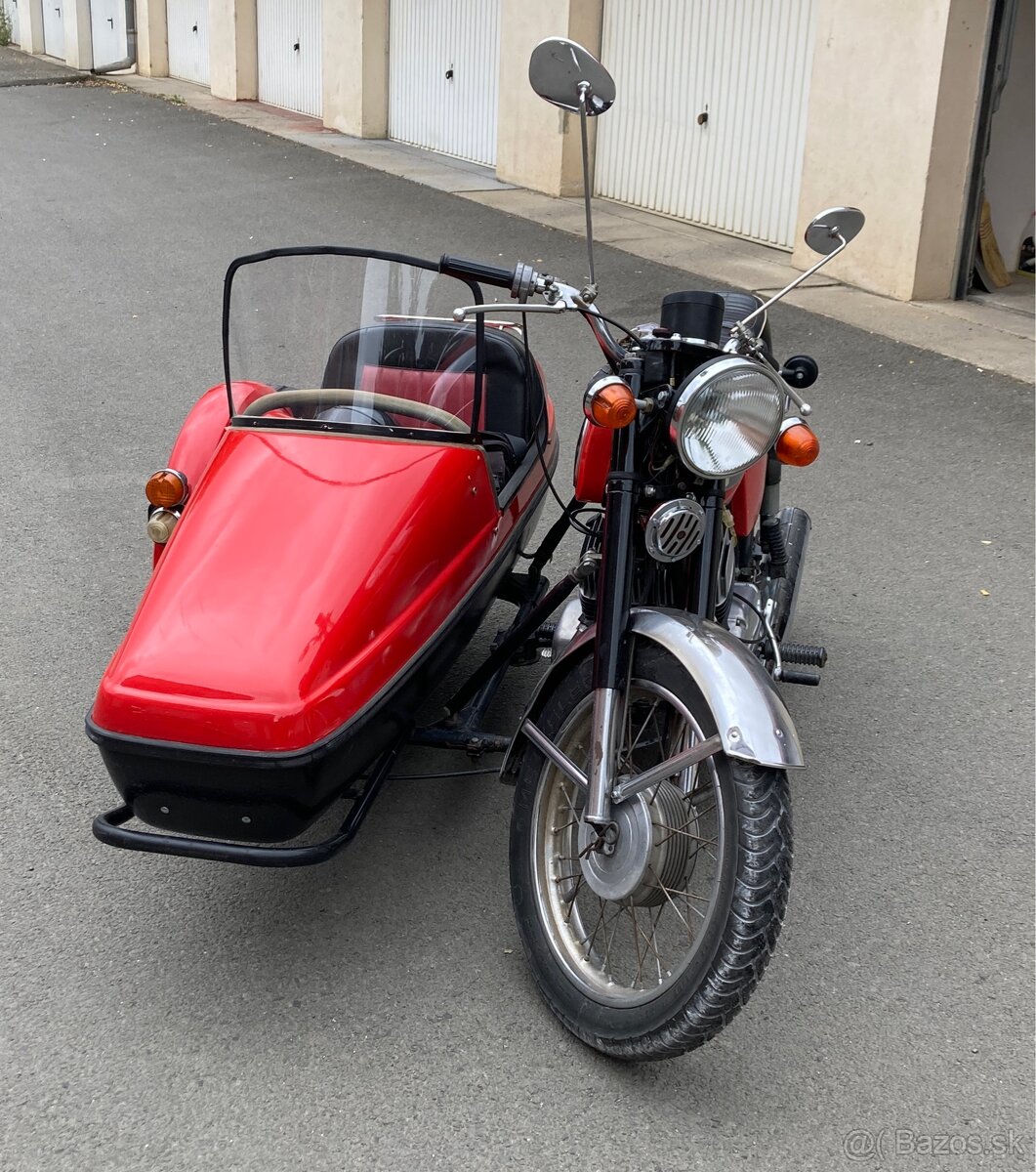 Moto na svadbu