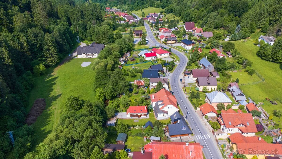 Drevenica v obci Bystrá