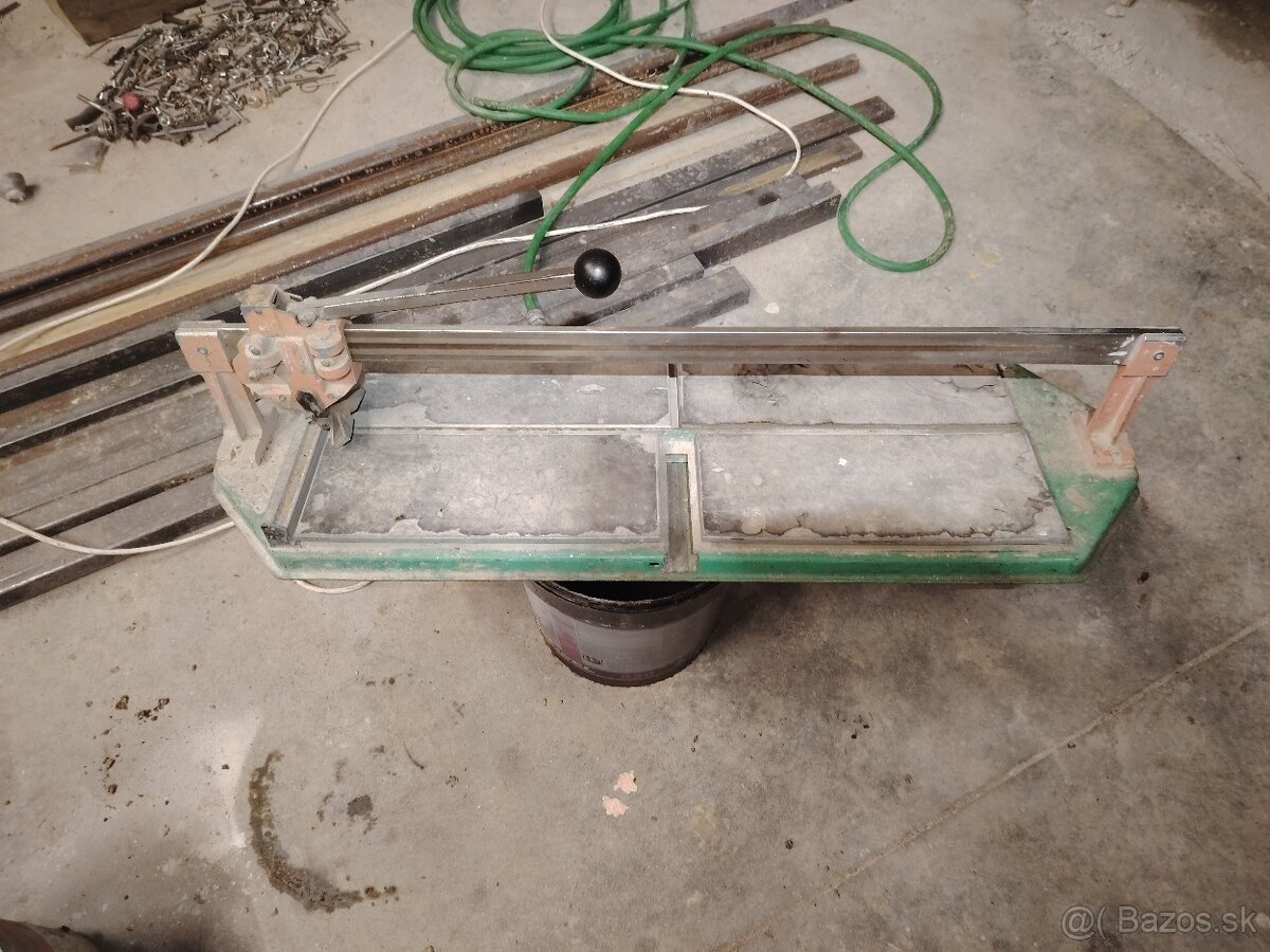 Rezačka obkladu 750mm