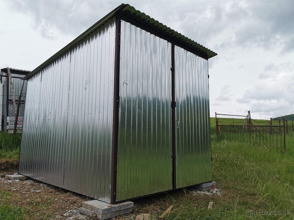 Plechová garáž 2×3 m – pozinkovaná
