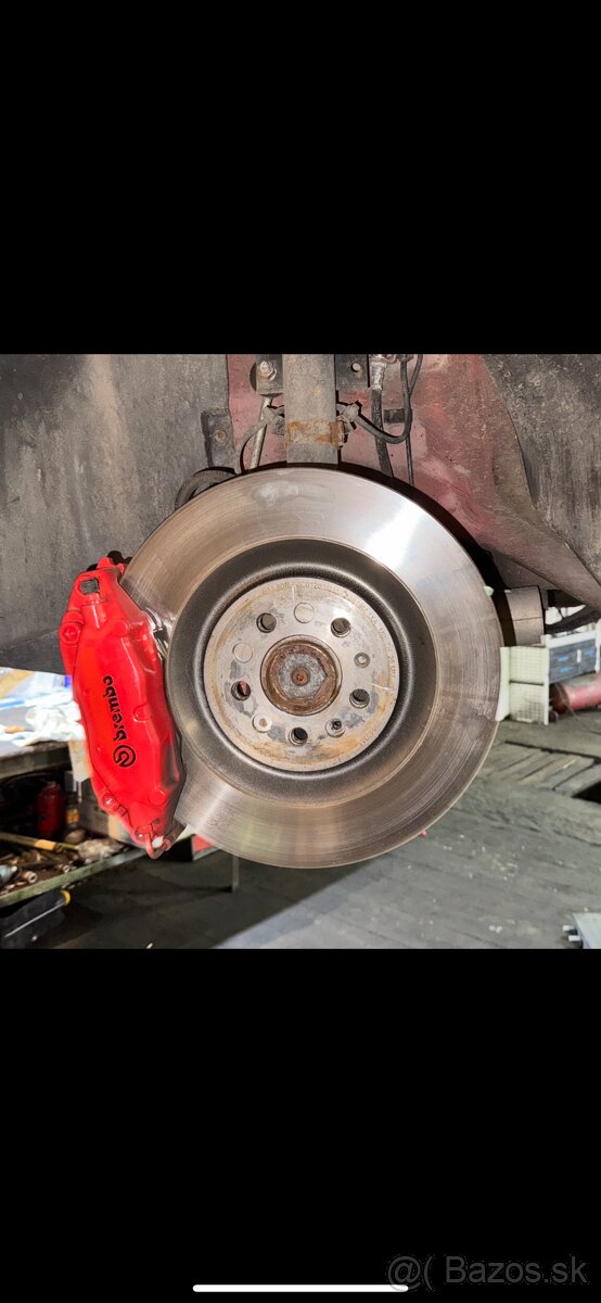 Brzdy Brembo 4piesty Seat Leon Cupra R