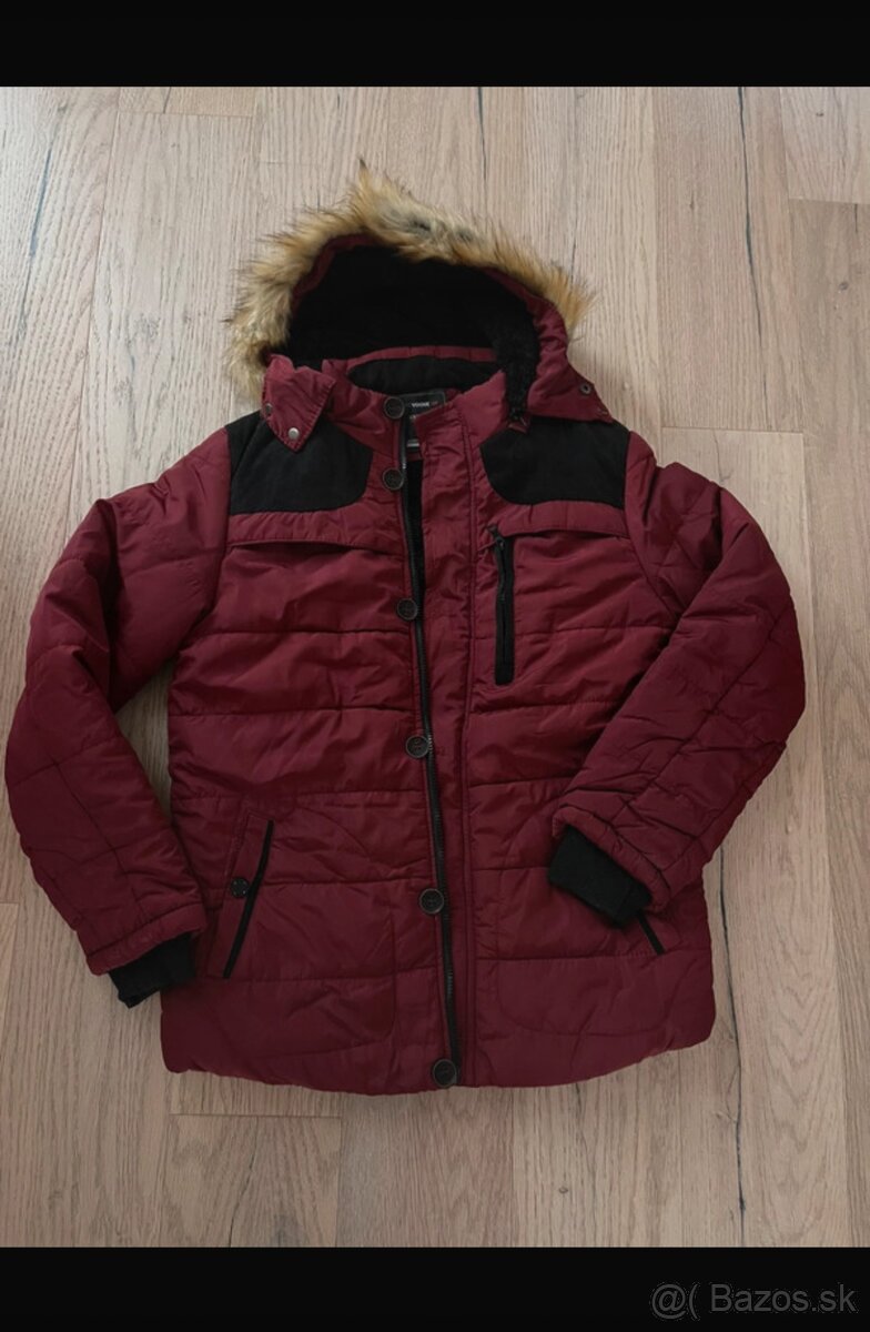Pánska, zateplená budna, bordovej farby, veľ M