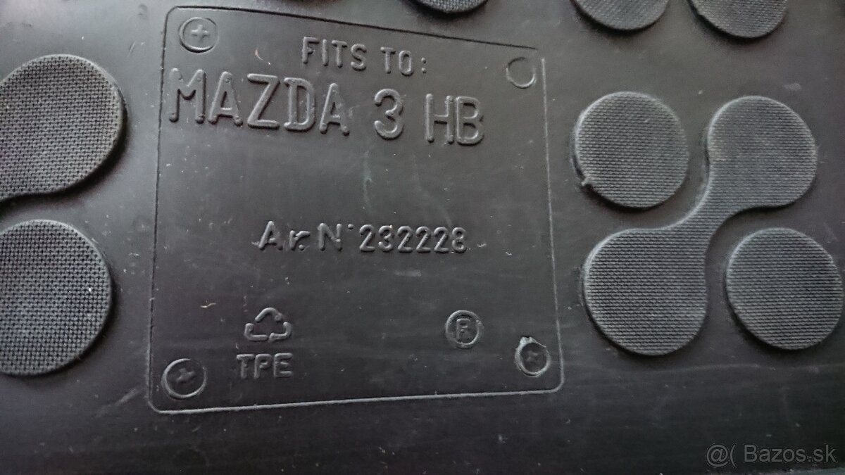 Gumová vaňa do kufra Mazda 3 Hatchback 2019+