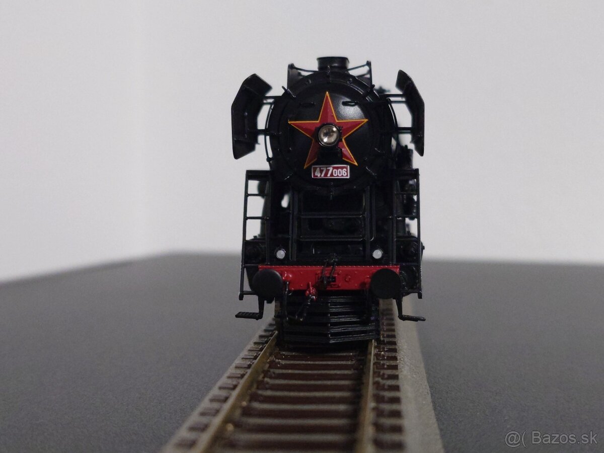 Kovový model lokomotívy 477.006 H0