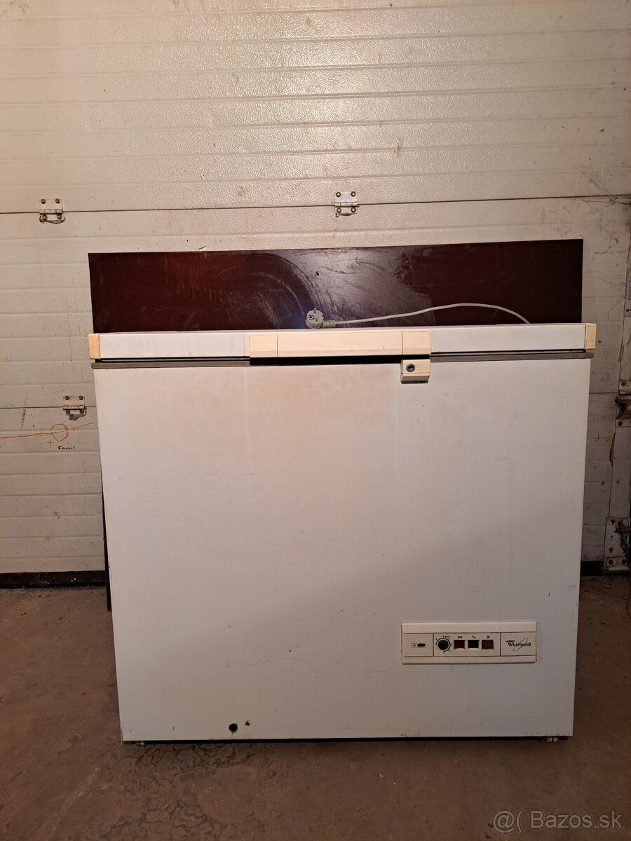 Predám mraziaci box Whirpool
