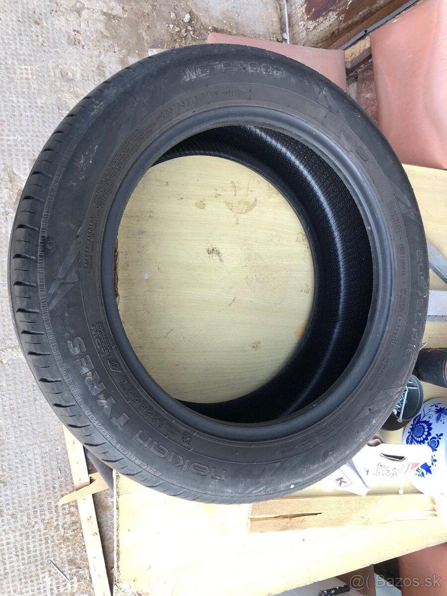 Predám pneumatiky NOKIAN 205/55 r16