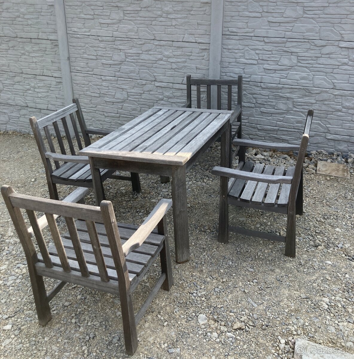 TEAK - Masivny set - Stol a 4 stolice - s patinou