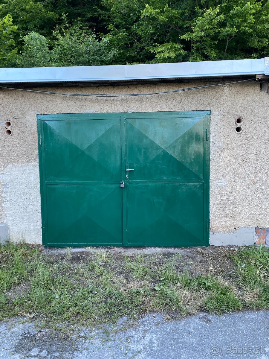 Záujem o kúpu garáže v Krompachoch