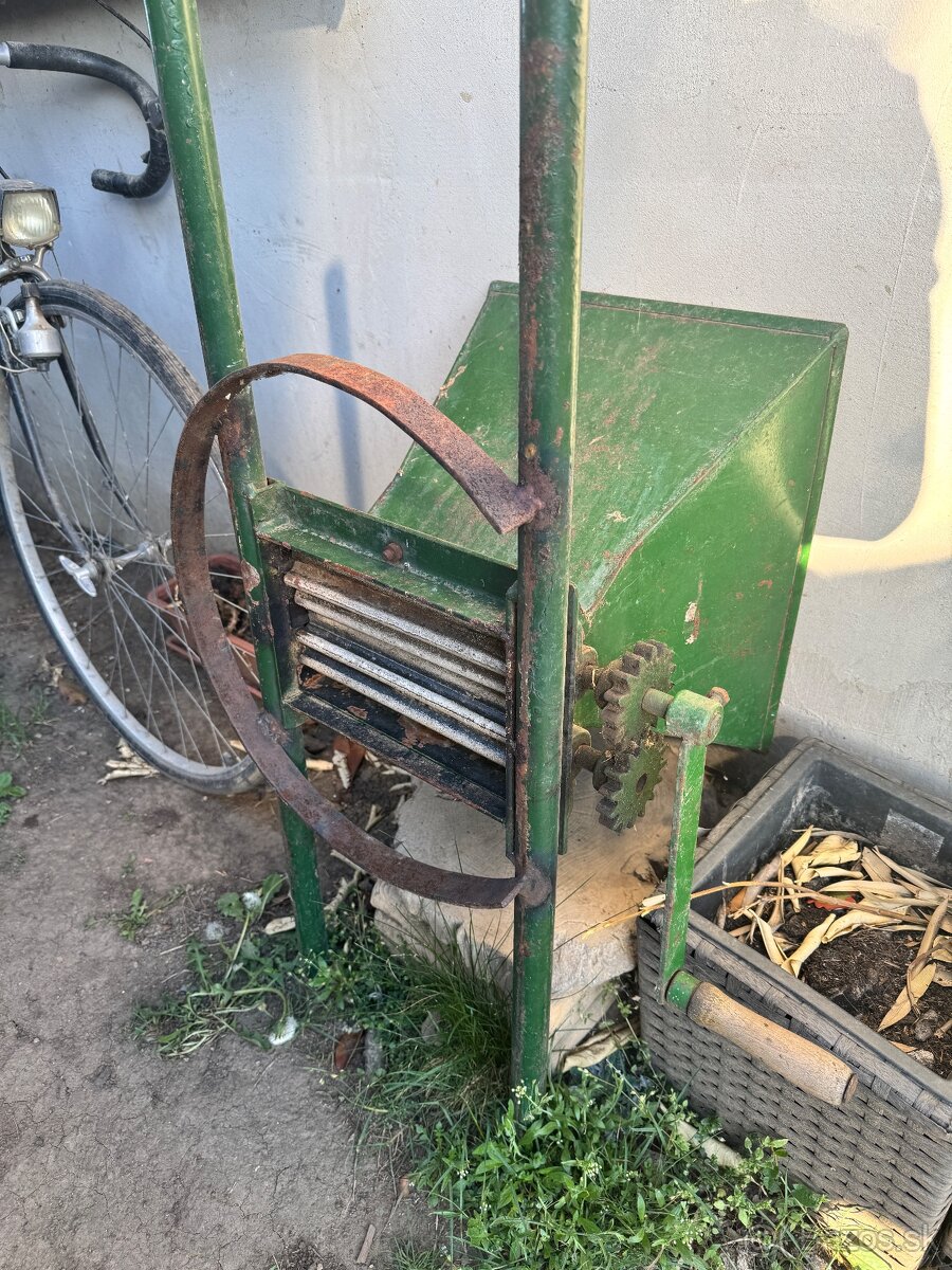 Mlynček na hrozno