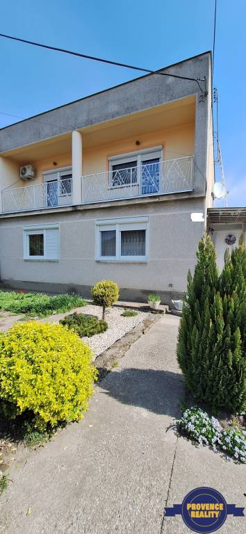 PREDAJ: Rodinný dom so záhradkou, garáž - BRESTOVEC, okr. K