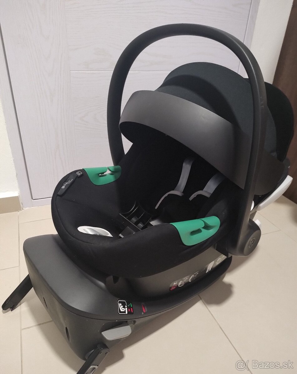 Autosedačka (vajíčko) Cybex + Isofix + adaptéry