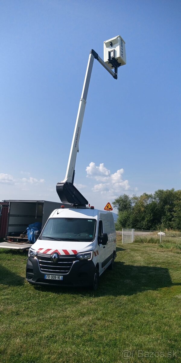 Renault Master 2.3 D r.v.2021 rameno zdvih 12metrov