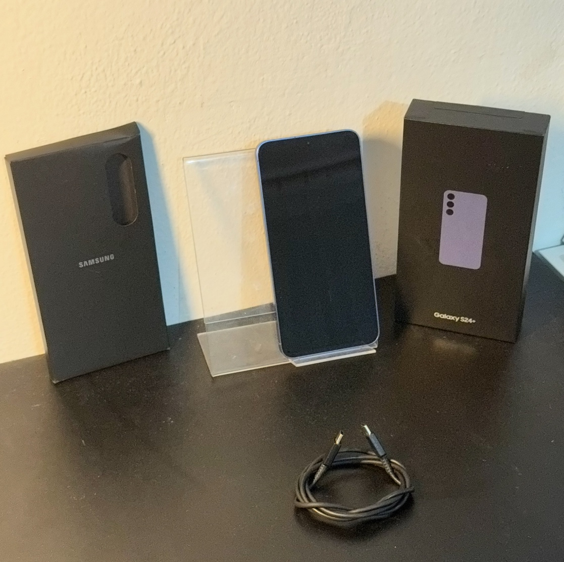 Predám Samsung Galaxy S24 Plus 12GB Rám 512GB Violet