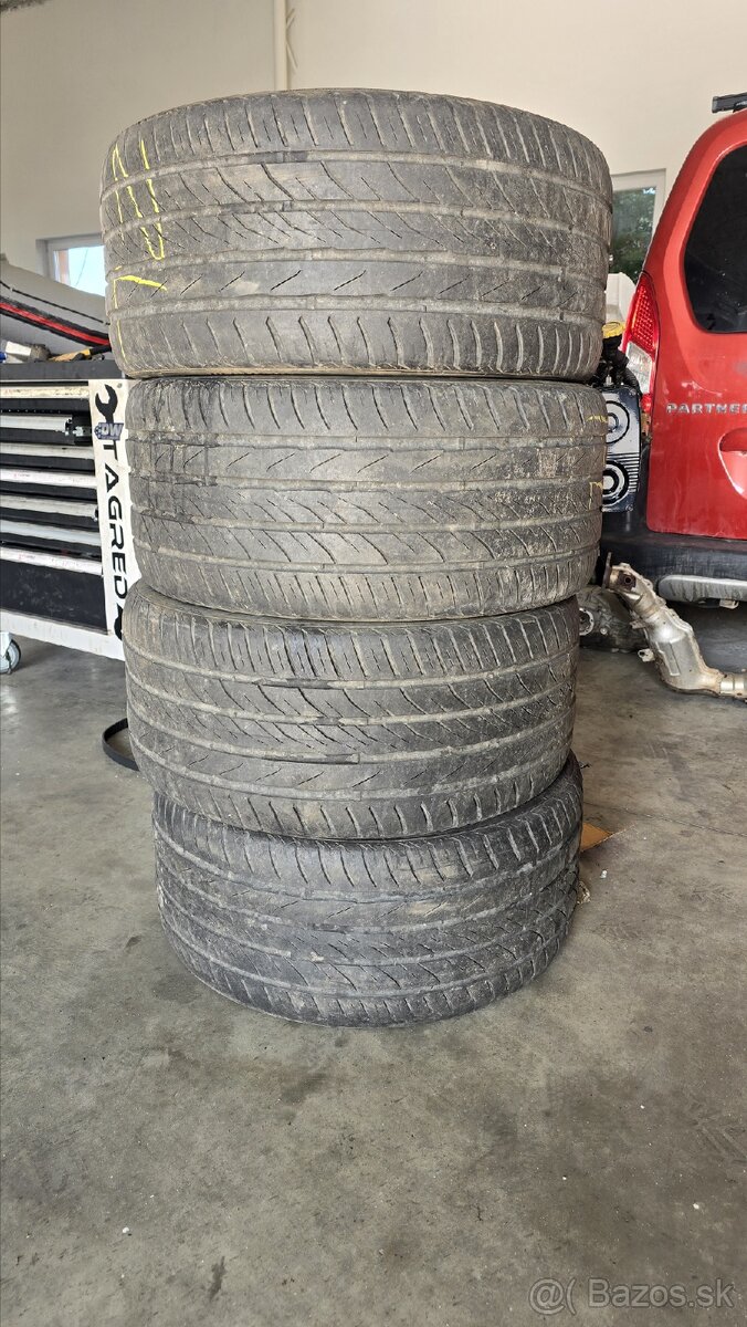 Matador hectora 295/35 R21