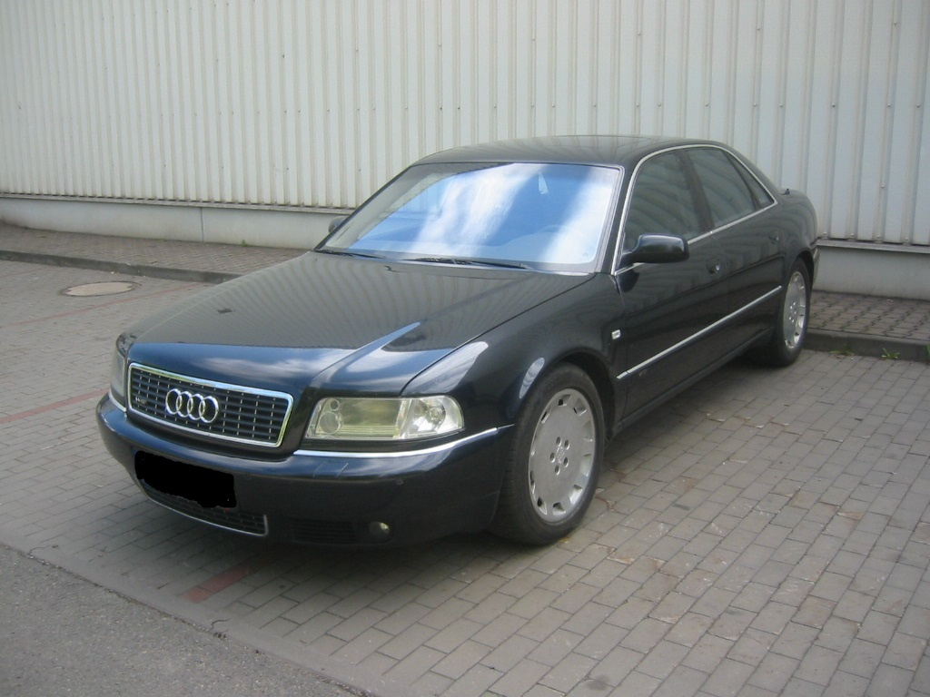 AUDI A8 D2 6.0 W12 309kw krátká i long - díly