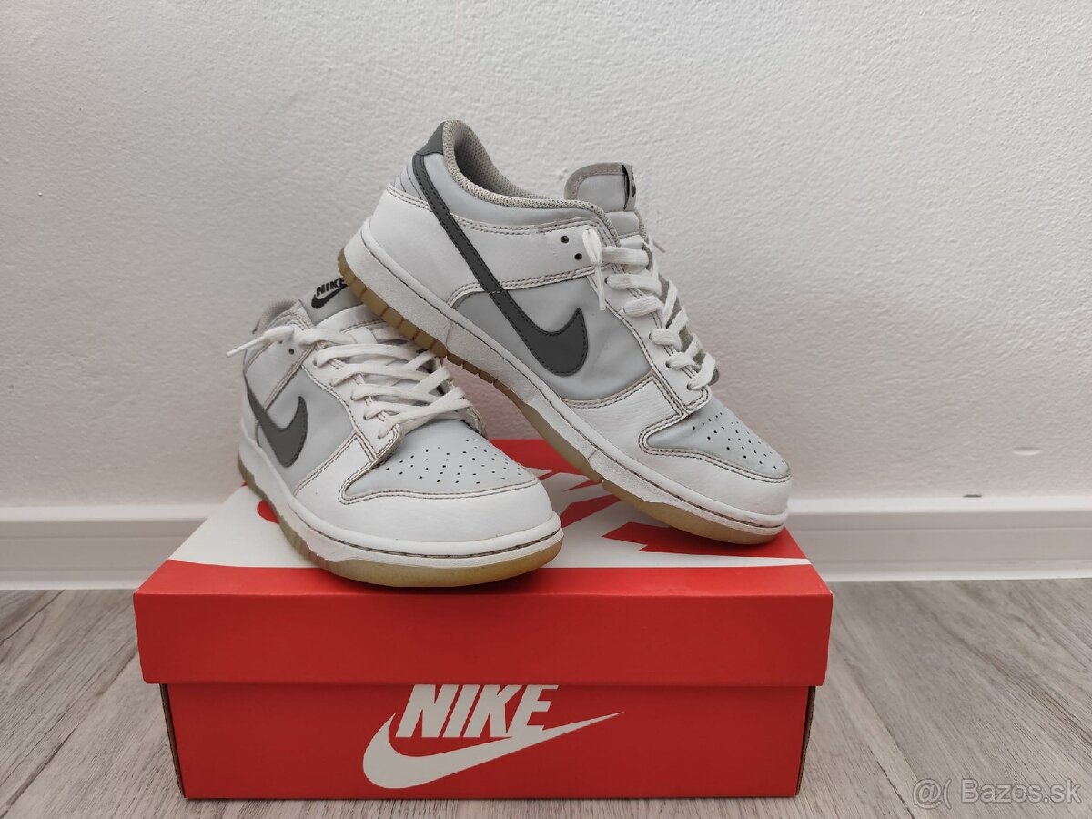Nike Dunk low
