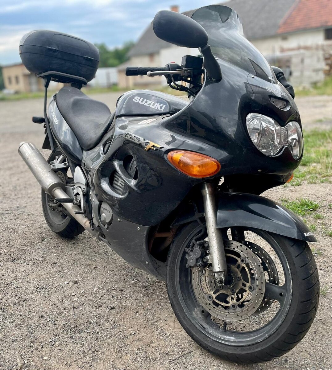 Suzuki GSX 750 F díly na prodej