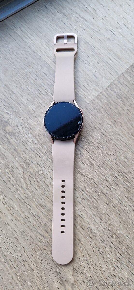 Samsung Galaxy Watch 4 damske pink gold
